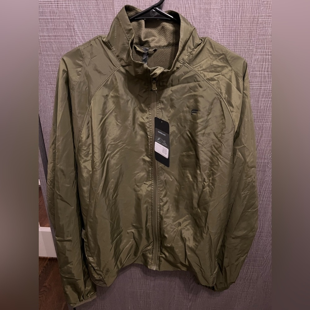 Fabletics Men’s The Interval Jacket Full Zip Wind Breaker (Dark Moss) size L